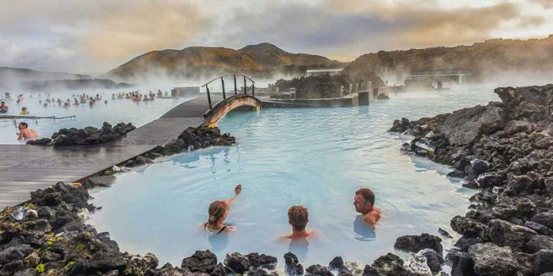 IJsland-baden-in-de-blue-lagoon