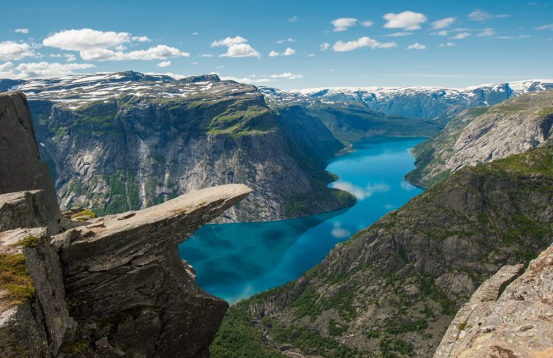 Trolltunga klif in Noorwegen