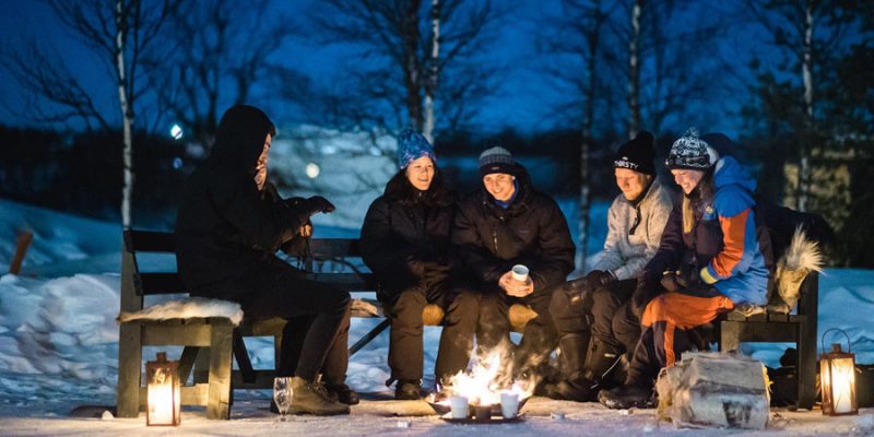 Incentive in Lapland met je team bij een kampvuur