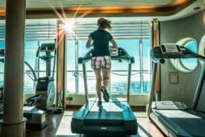 Fitnessruimte op het expeditieschip MS Fram