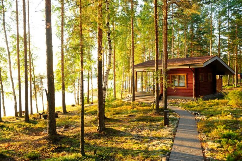 Blokhut in Lapland in de zomer met Nordic