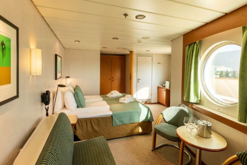 Expedition Suite MS Midnatsol