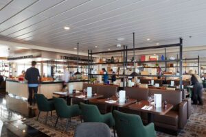 MS Nordkapp Restaurant Torget