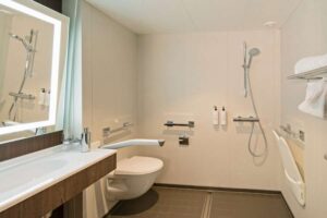 Badkamer Expedition Suite MS Richard With