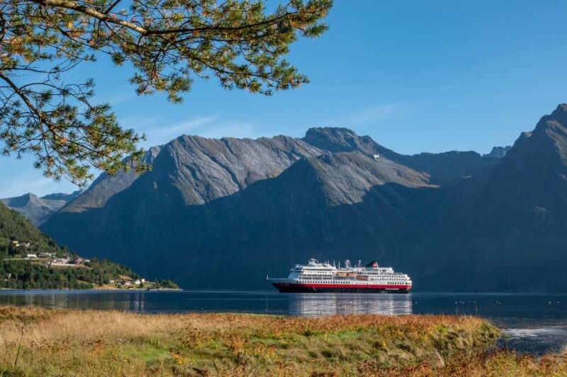 North Cape line vanuit Hamburg