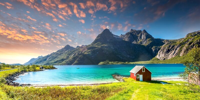 trollfjord op de lofoten als fotogenieke bestemming met nordic