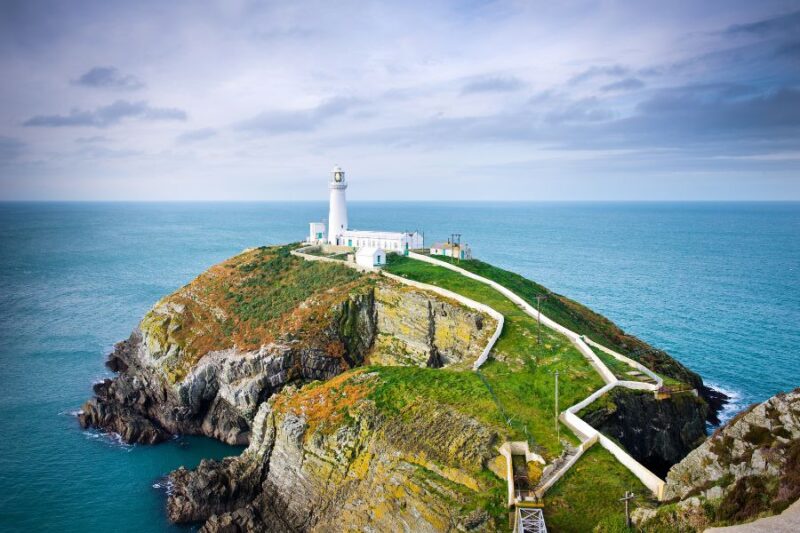 https://www.nordic.be/wp-content/uploads/2025/09/South-Stack-Lighthouse-in-Anglesey-Wales.jpg
