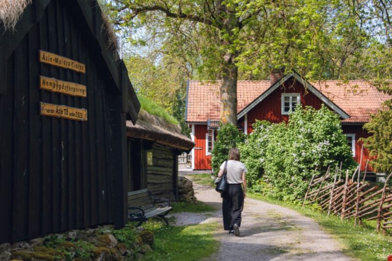 Wandelen door knusse dorpjes in Västergötland, West-Zweden.