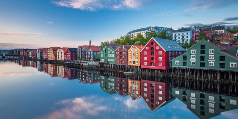 De kleurrijke huisjes in Trondheim